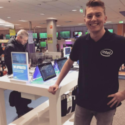 Succesvol ondernemer Wesly Nouse